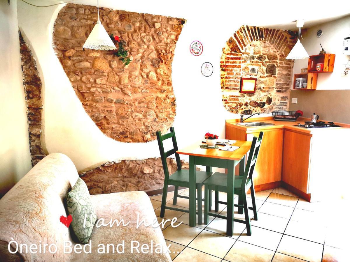 Oneiro Bed And Relax Apartment เบเนเวนโต ภายนอก รูปภาพ